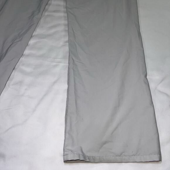 Travis Mathew Golf Pants Men's Size 38X33 Light Gray Flat Front Stretch Chinos - Picture 13 of 16